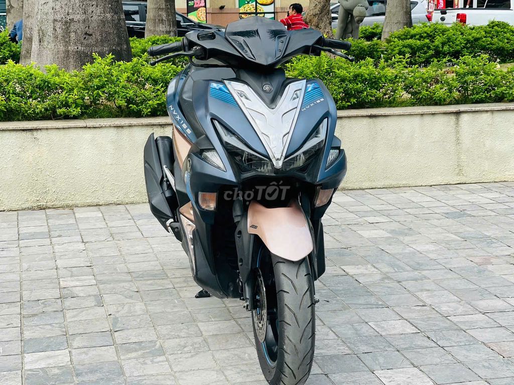 YAMAHA NVX 155 ABS  BAO ZIN 1 CHỦ ĐI GIẤY TỜ CHUẨN. Mua bán Xe máy tại Quận Cầu Giấy Hà Nội được đăng bởi VIỆT ANH hình 4
