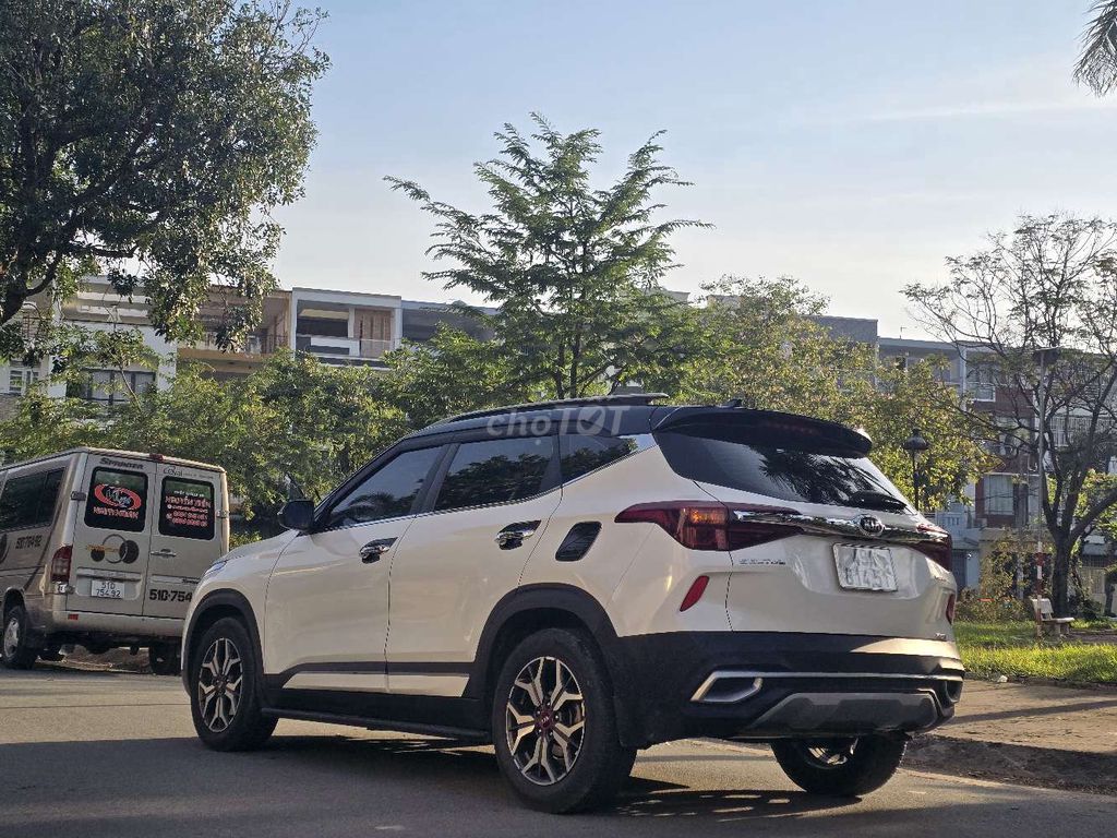 KIA SELTOS 1.4L 2020 LUXURY 64000KM BẢO HÀNH 1 NĂM. Mua bán Ô tô tại undefined undefined được đăng bởi Lê Tử can  hình 6