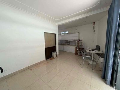 Аренда · 2 комн. · 42 м² · Quận 6, ул. Đường Bà Hom