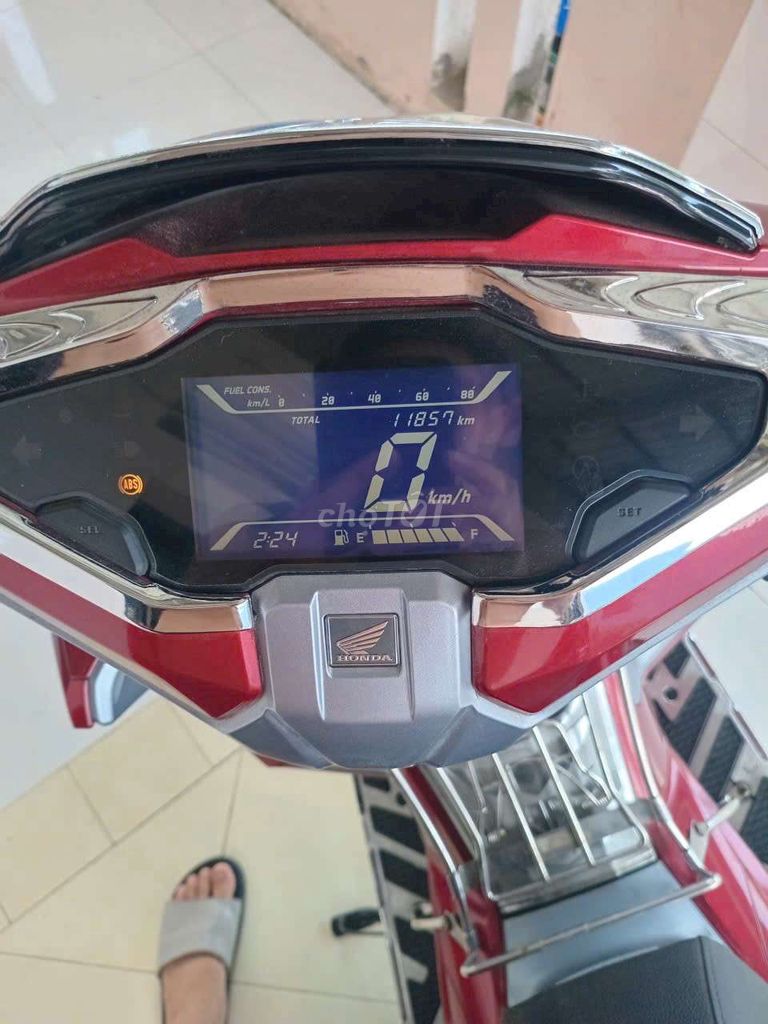 Honda Air Blade 160 Đỏ 11857 km. Mua bán Xe máy tại Huyện Cần Giuộc Long An được đăng bởi Nguyễn Trung Dũng  hình 4