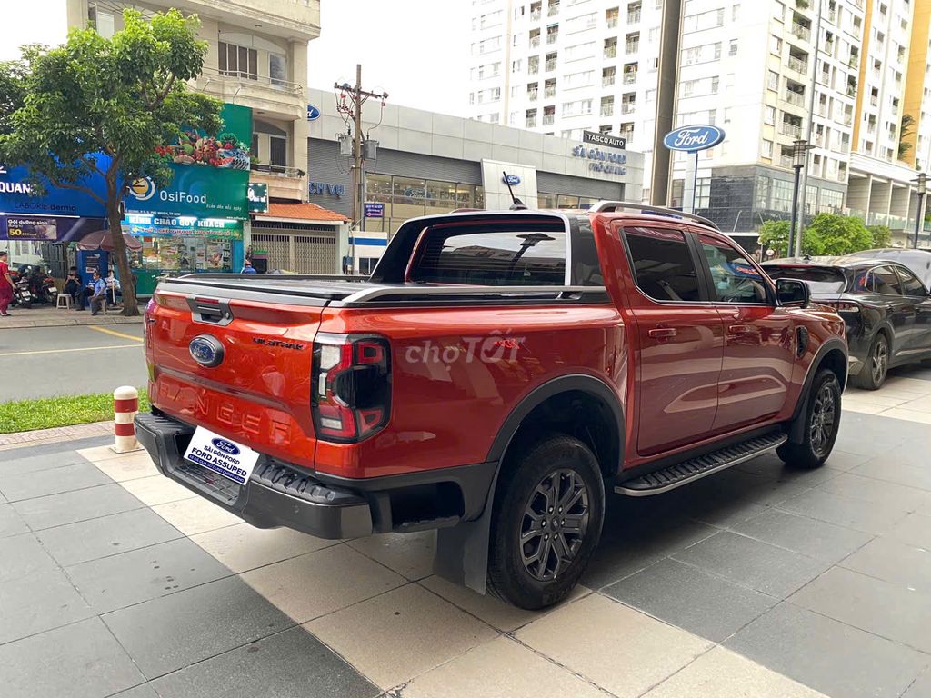 FORD RANGER WILDTRAK ĐỎ CÁ NHÂN 2023 - 35.000 KM. Mua bán Ô tô tại Quận Tân Bình Tp Hồ Chí Minh được đăng bởi Mr Hoài SÀI GÒN FORD  hình 3