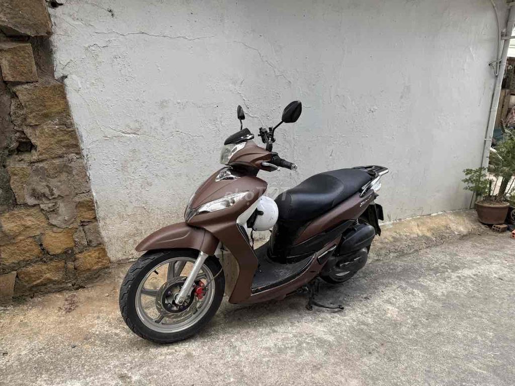 SHARK 2009 Nâu. Mua bán Xe máy tại Thành phố Thủ Đức Tp Hồ Chí Minh được đăng bởi Henry Thi Âu hình 1