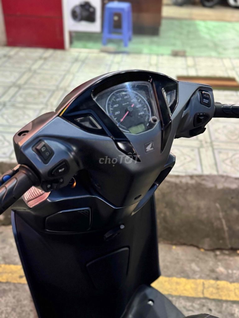 Lead 2014 zin đẹp. Mua bán Xe máy tại Thành phố Biên Hòa Đồng Nai được đăng bởi Cầm Đồ Nguyên Phát hình 5
