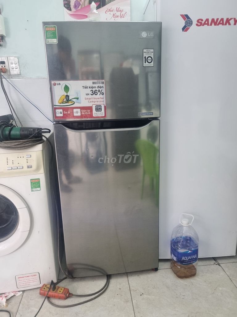 Thanh lý tủ lạnh LG inverter 189L zin chạy tốt