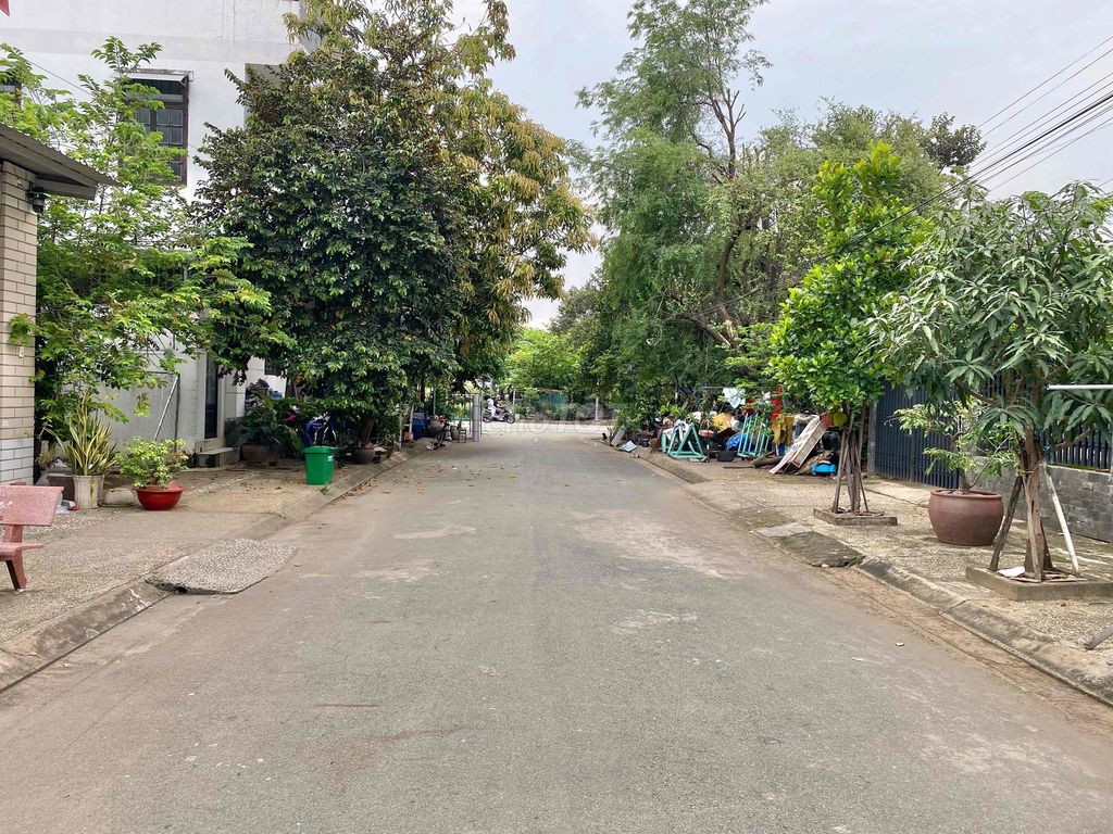 cần bán lô 5x20 full thổ đường 12m ngay vành dai 3. Mua bán Đất tại Thành phố Thủ Đức Tp Hồ Chí Minh được đăng bởi hà an hình 7