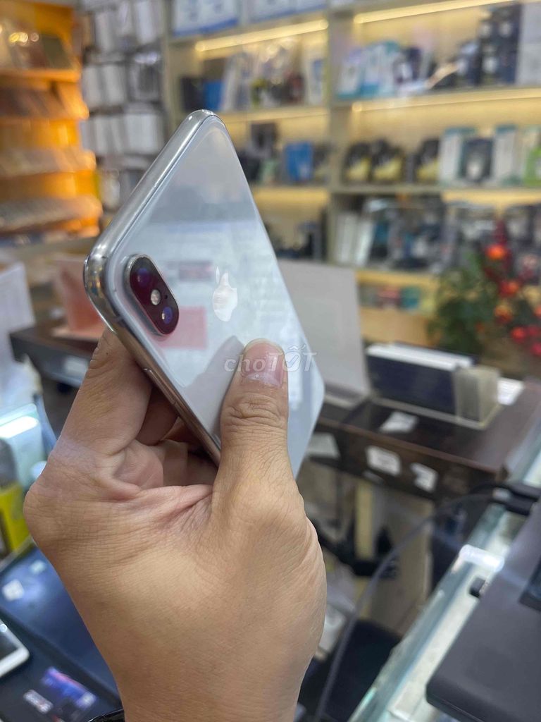 iPhone X 256gb Trắng full chức năng. Mua bán Điện thoại tại Quận 6 Tp Hồ Chí Minh được đăng bởi Nguyễn Tất Thám hình 1