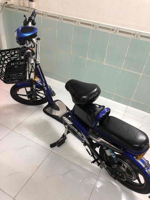 để chật nhà nên muốn bán chiếc xe đạp điện này. Mua bán Xe điện tại Quận 4 Tp Hồ Chí Minh được đăng bởi Nguyễn Nghiêm Dũng