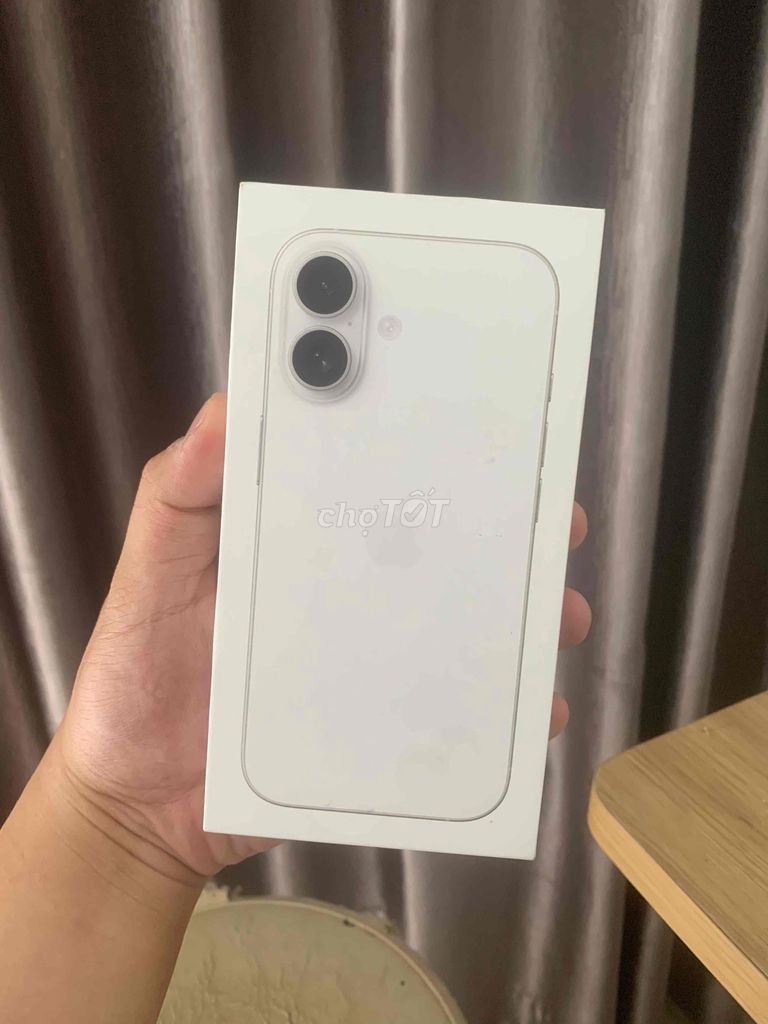Apple iPhone 17 256GB Trắng bản VN mới chưa kích. Mua bán Điện thoại tại Quận 11 Tp Hồ Chí Minh được đăng bởi Hiền Lương Vĩ hình 1