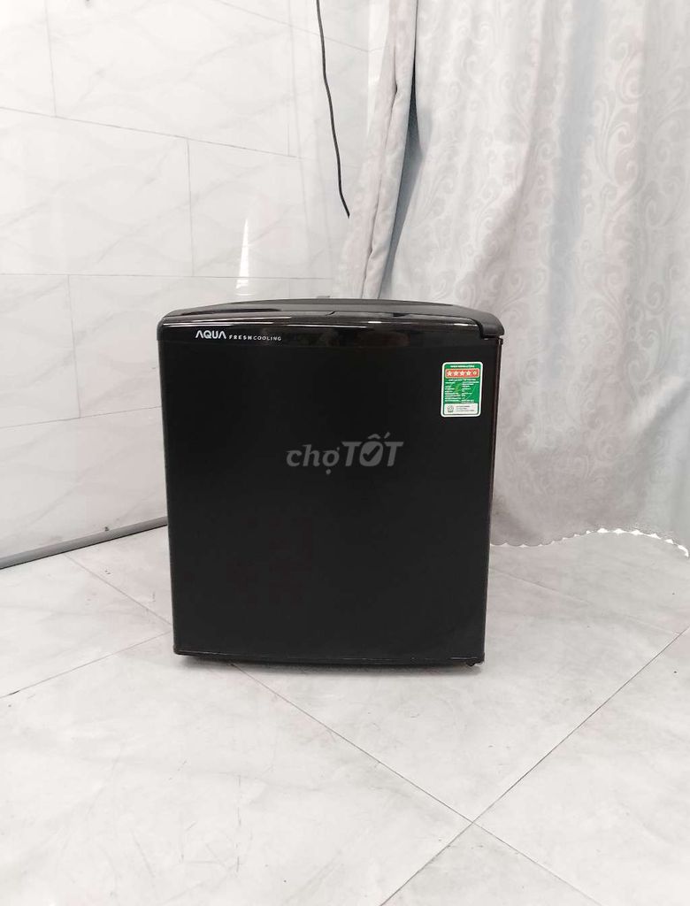 Tủ lạnh Mini AQUA 50l Đen 2024. Mua bán Tủ lạnh tại Quận 12 Tp Hồ Chí Minh được đăng bởi Oanh hình 1