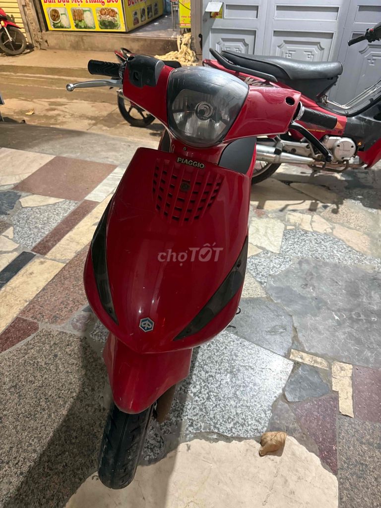 Piaggio Zip 2010 красный