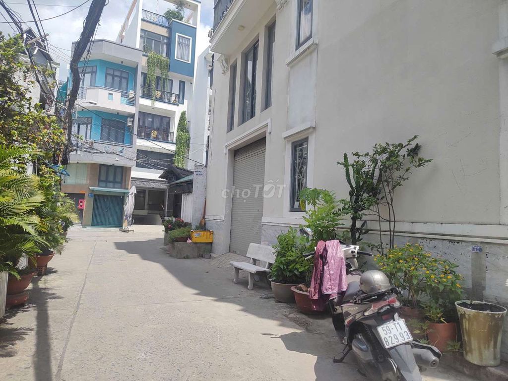 Nhà 2 mặt hẻm ngay Emart 2 P.14 Gò Vấp - 5x14m - 5 tầng - chỉ 7 tỷ