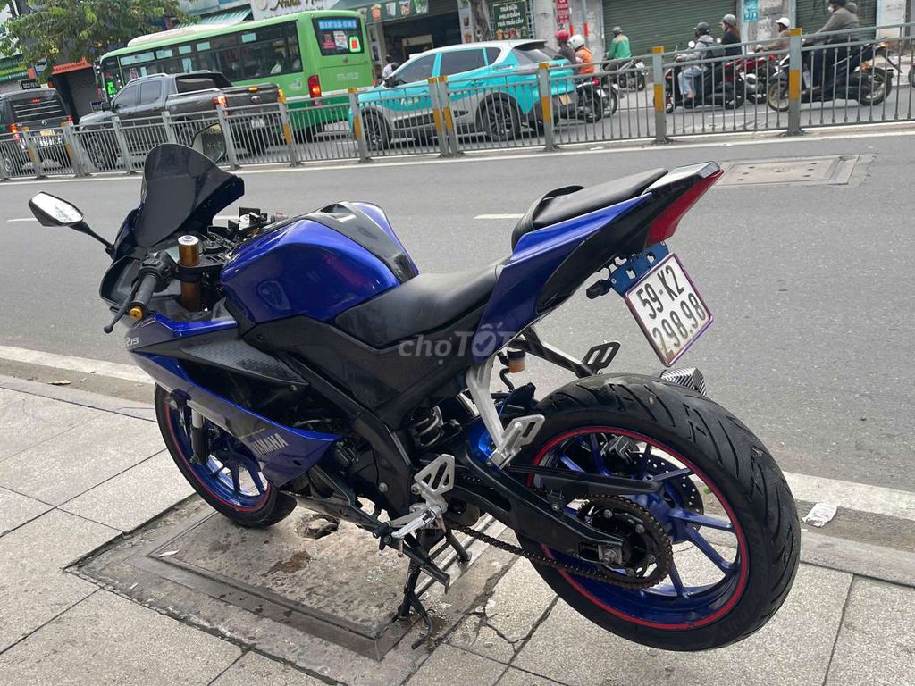 Yamaha r15 v3 2020 mới 90% Bstp chính chủ. Mua bán Xe máy tại Quận Tân Phú Tp Hồ Chí Minh được đăng bởi Tuanduy hình 3