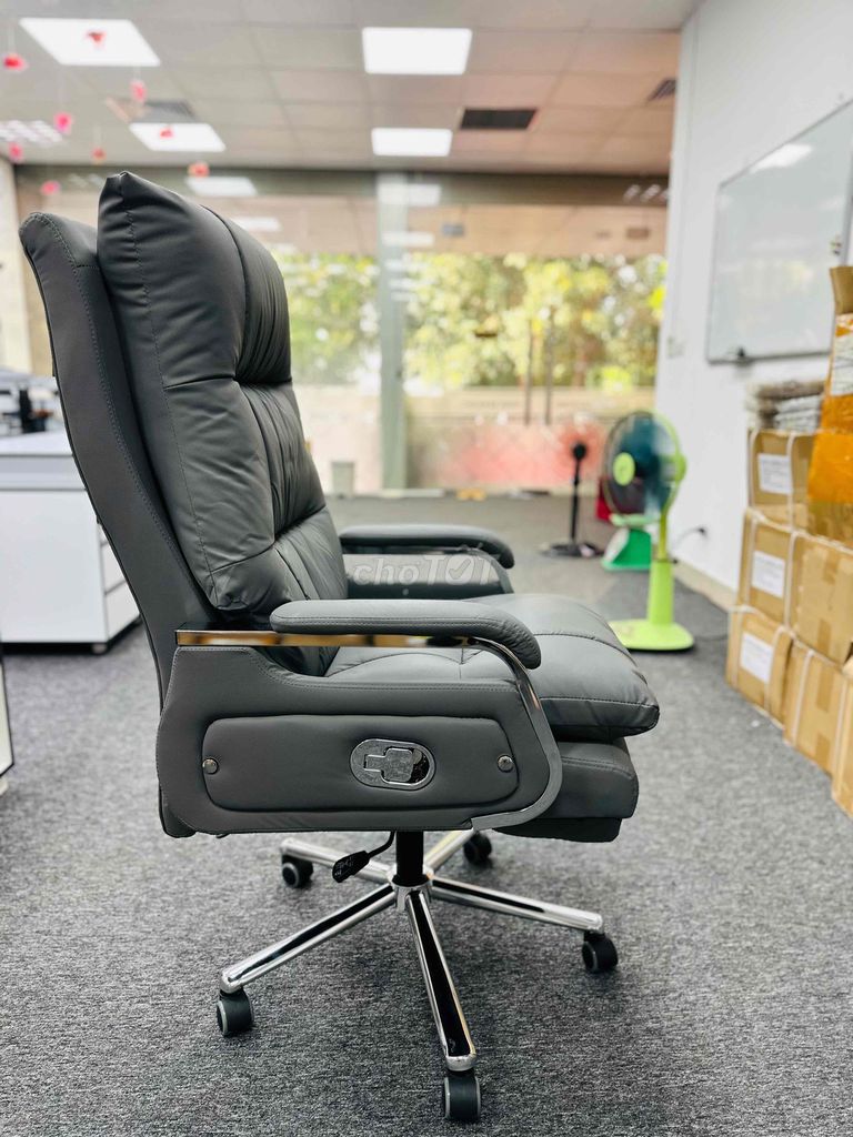 Ghế văn phòng da xám ngả lưng mới. Mua bán Đồ dùng văn phòng tại Quận Cầu Giấy Hà Nội được đăng bởi thắng vẹop hình 1