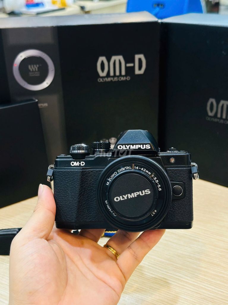 Máy ảnh Olympus EM10 Mark II + 14 42 Fullbox . Mua bán Máy ảnh, Máy quay tại Quận Đống Đa Hà Nội được đăng bởi Nguyễn Thu hình 1
