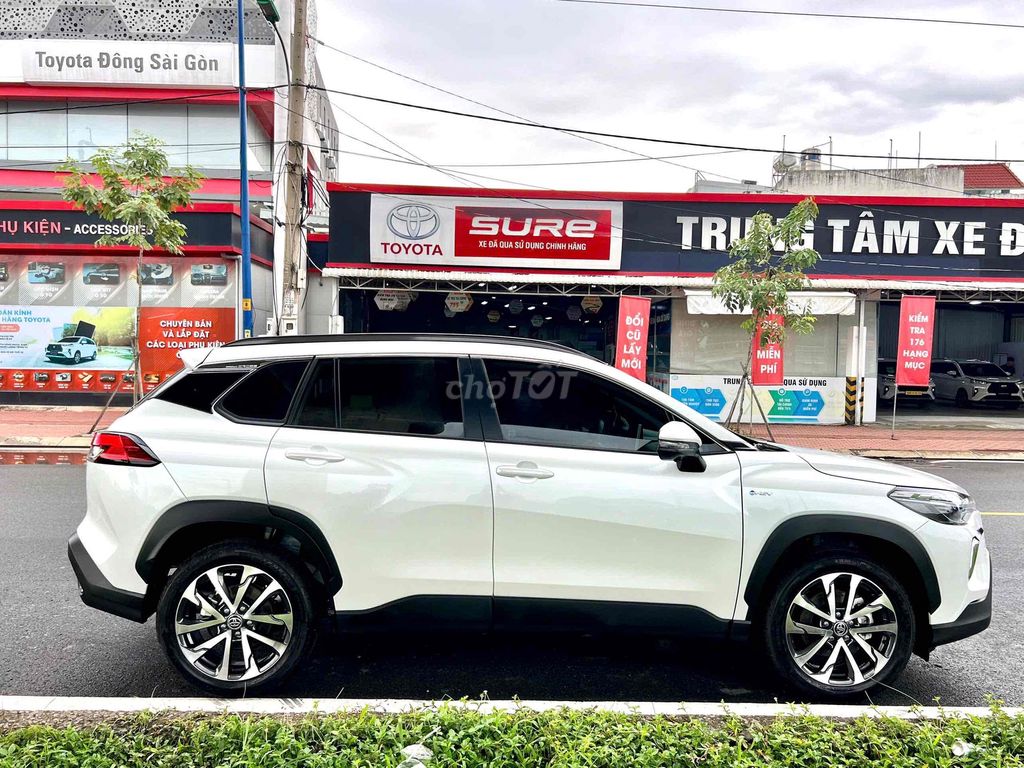 BÁN CROSS XĂNG ĐIỆN 2024 XE ĐI GIA ĐÌNH NHƯ MỚI. Mua bán Ô tô tại Thành phố Thủ Đức Tp Hồ Chí Minh được đăng bởi Thuỳ Vũ Toyota Đông Sài Gòn hình 13