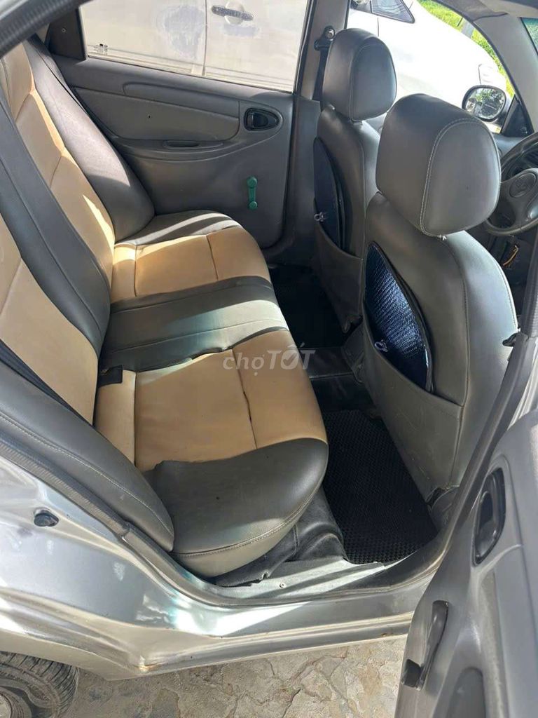 Chevrolet Lanos 2003 photo 2