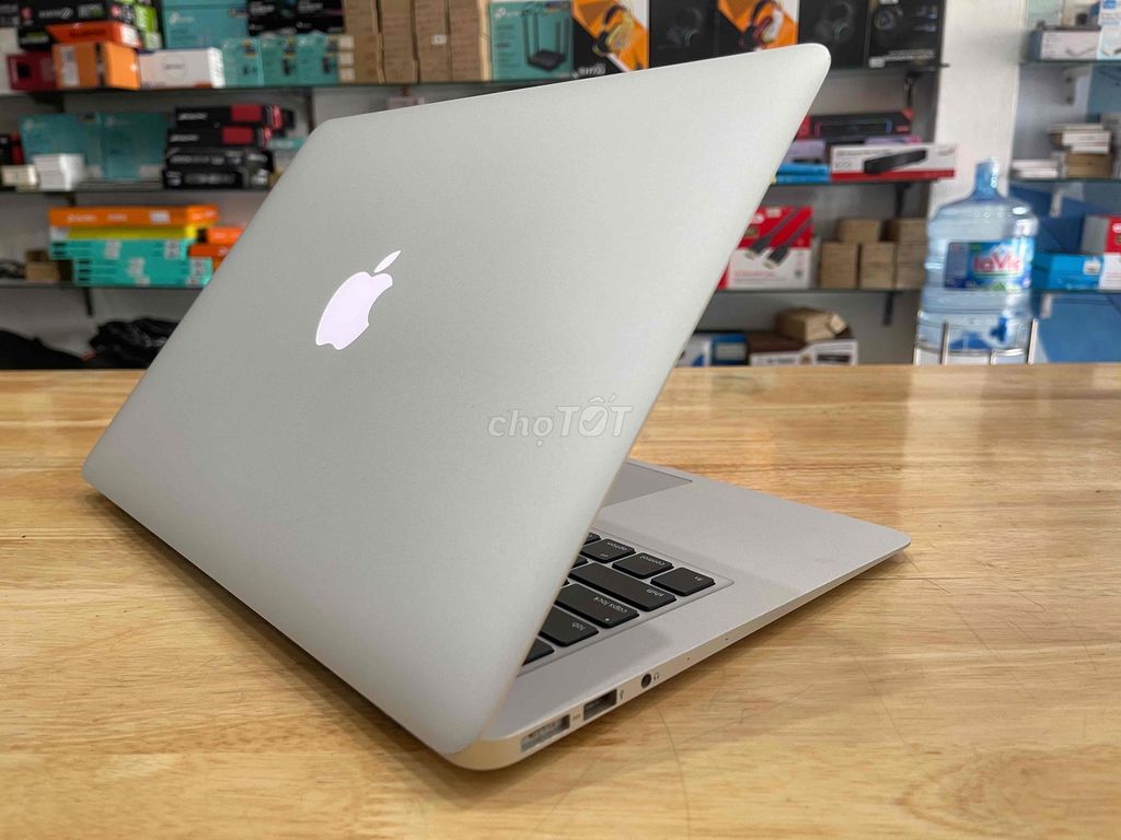 Apple MacBook Air 2017 i5 8GB/128GB. Mua bán Laptop tại Thành phố Biên Hòa Đồng Nai được đăng bởi laptop thành công biên hoà hình 1