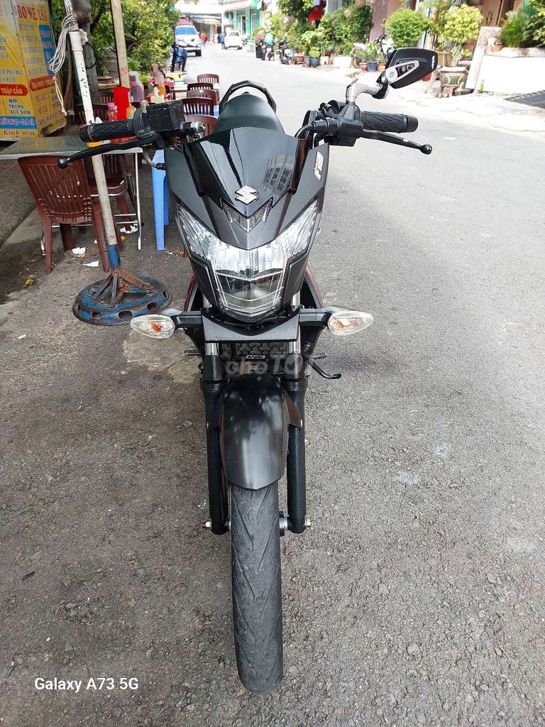 Xe suzuki Raider