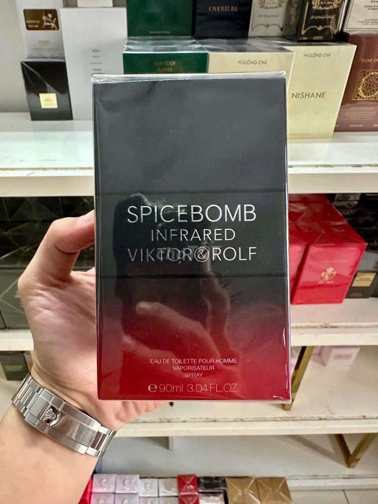 Nước hoa Viktor &Rofl Spicebomb 90ml