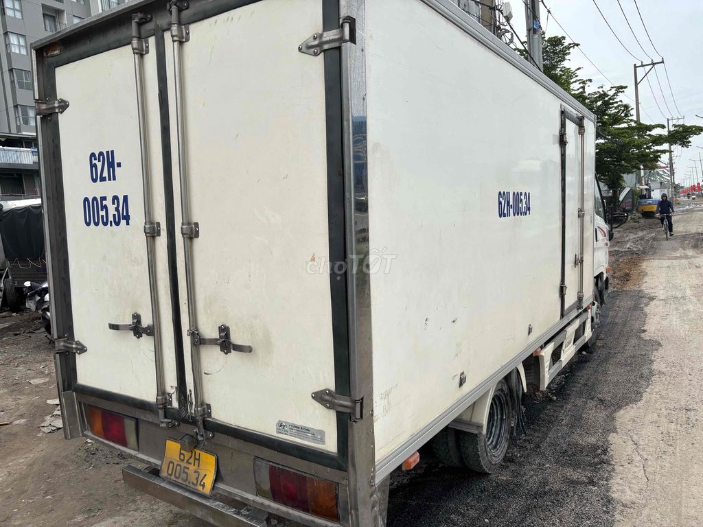 Huyndai 2,4t đời 2019 thùng kín 4,3*1,8*1,7 mlanh. Mua bán Xe tải, xe ben tại Huyện Bình Chánh Tp Hồ Chí Minh được đăng bởi Vi hình 5