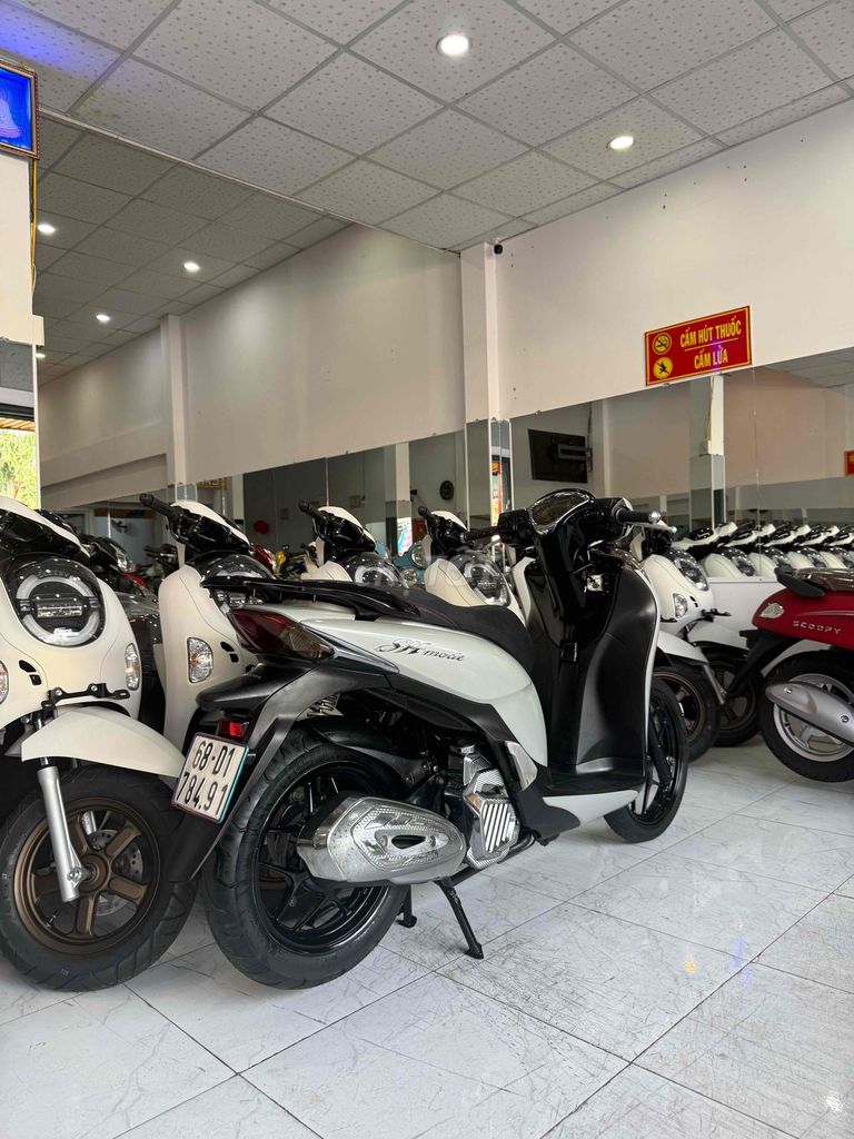 SH MODE 2016 - Xám Xi Măng - Máy Zin Êm. BS 68. Mua bán Xe máy tại Thành phố Rạch Giá Kiên Giang được đăng bởi XE MÁY CŨ TÂN 128 hình 8