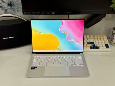 Asus Zenbook S14 OLED Ultra 7 258V 32G 1T 3K 120Hz
