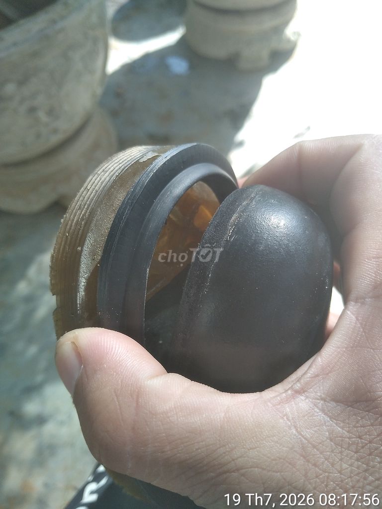 Keo dán giày đen. Mua bán Phụ kiện thời trang khác tại Thị xã Hương Trà Thừa Thiên Huế được đăng bởi Thạnh Đình hình 1