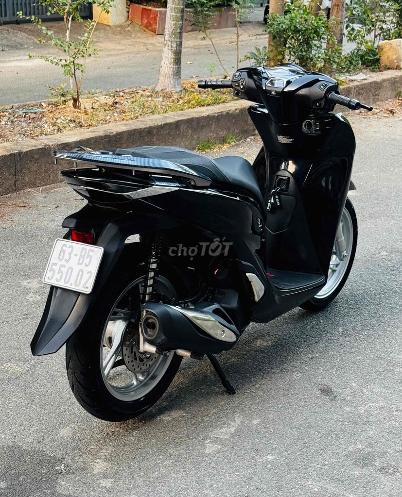 Honda SH 150i ABS 2021 Черный, почти новый, 1 владелец