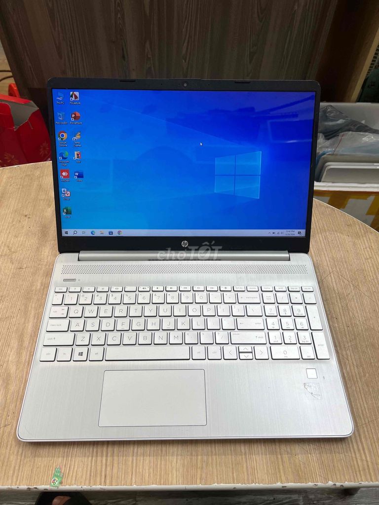 HP 15s-fq1106TU i3 15.6 inch 4GB/256GB. Mua bán Laptop tại Quận Đống Đa Hà Nội được đăng bởi Tiến Mạnh hình 1