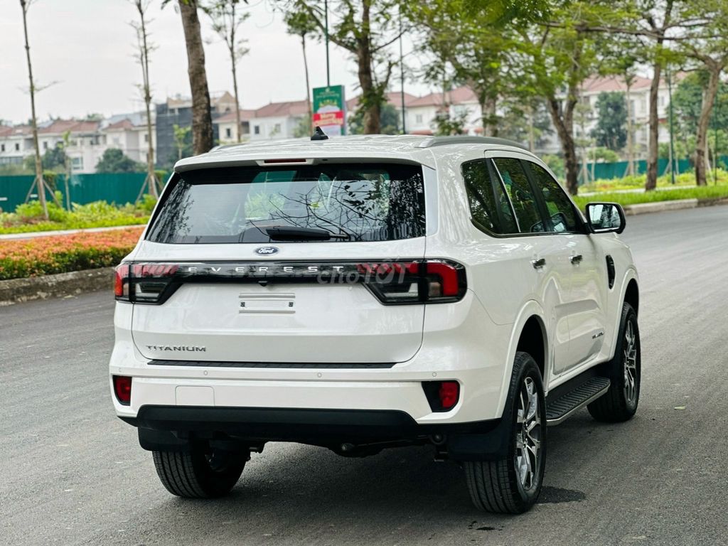 Ford Everest 2025- ưu đãi cực lớn T12. Mua bán Ô tô tại Thành phố Thủ Đức Tp Hồ Chí Minh được đăng bởi VÂN PHÚ MỸ FORD hình 3