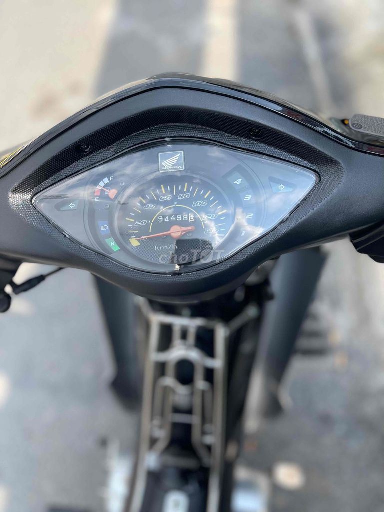 Honda Wave 100cc 2007 Đen Bạc 94498 km. Mua bán Xe máy tại Thành phố Bến Tre Bến Tre được đăng bởi A Teo hình 6