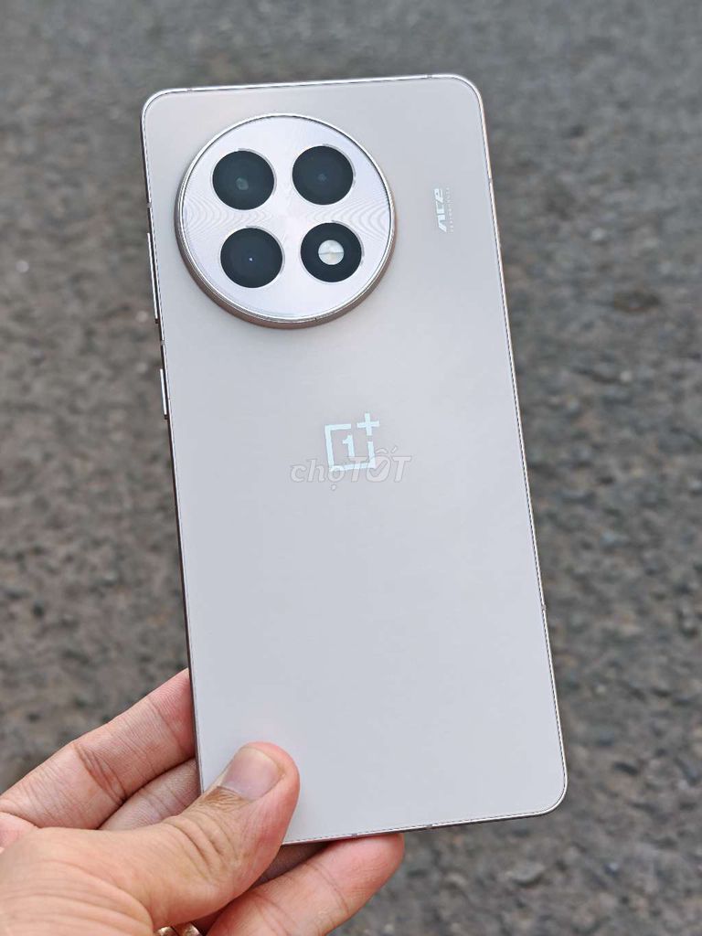 OnePlus Ace 5 12GB/256GB Rom quốc tế có ship. Mua bán Điện thoại tại Quận Bình Tân Tp Hồ Chí Minh được đăng bởi Anh Rin hình 1