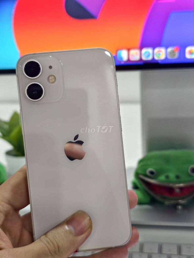 iPhone 12 Mini 64GB Quốc Tế Zin áp đẹp 99%, ios 17. Mua bán Điện thoại tại Quận Liên Chiểu Đà Nẵng được đăng bởi Minh Hiệp CócXanhMobile hình 1