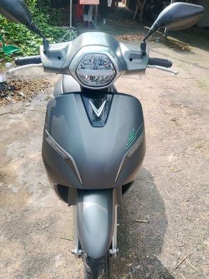 VinFast Klara S 2022 Xám 40-50KM/sạc