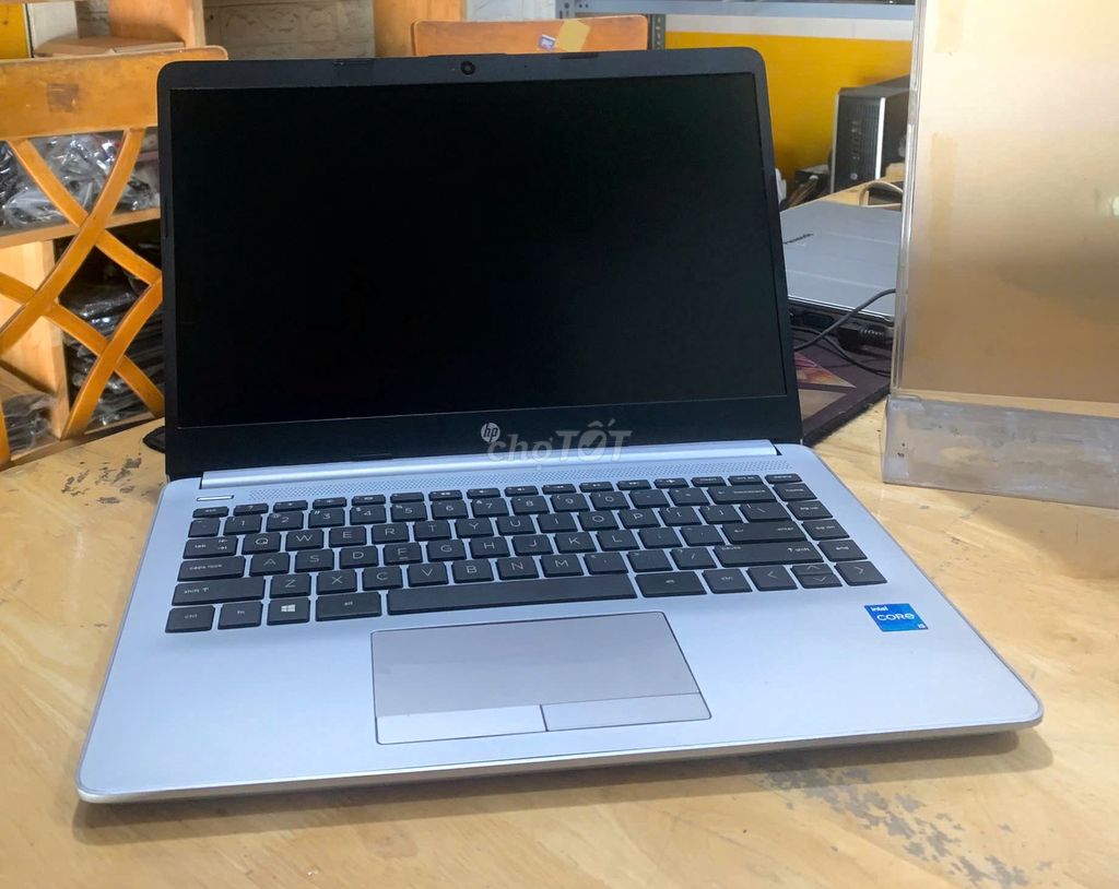 HP Notebook 240 G8 Core i3-1115G4/8GB/256G Full HD. Mua bán Laptop tại Thành phố Thủ Đức Tp Hồ Chí Minh được đăng bởi NamPhong Computer hình 1