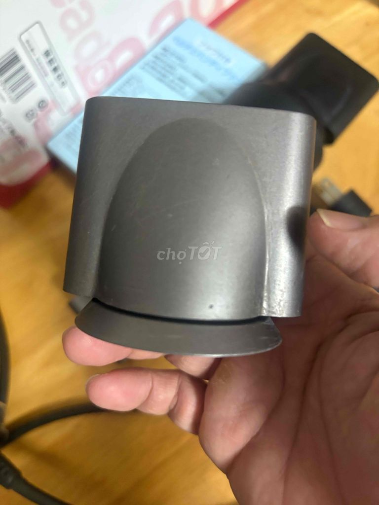Thanh lý hai đầu sấy tóc Dyson. Mua bán Nội thất, đồ gia dụng khác tại Quận Bình Thuỷ Cần Thơ được đăng bởi Khôi Nguyên hình 1
