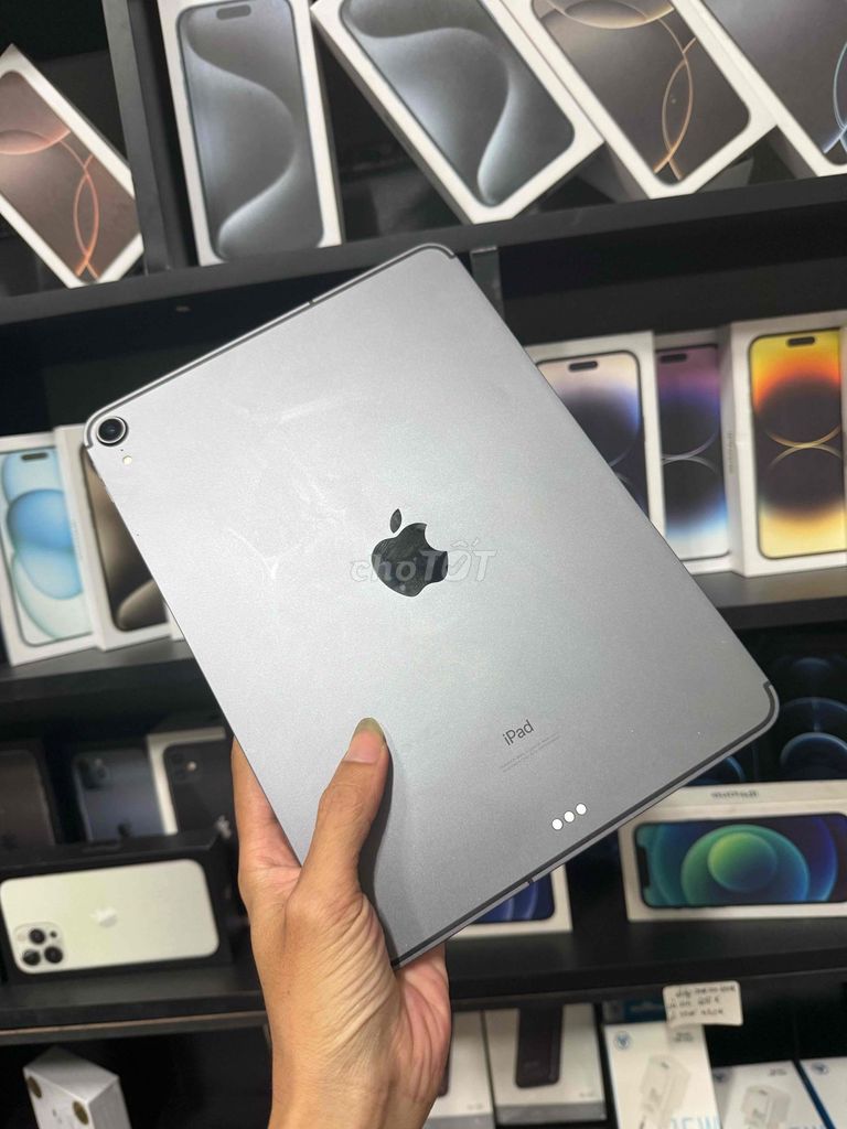 iPad Pro 11in 2018 64GB 4G Xám 98% giaoluu. Mua bán Máy tính bảng tại Thị xã Bến Cát Bình Dương được đăng bởi Devil Nguyễn hình 1