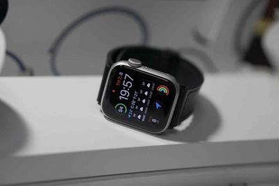 Bán Apple watch se2 bản 2024 mới dùng hơn 1 tháng