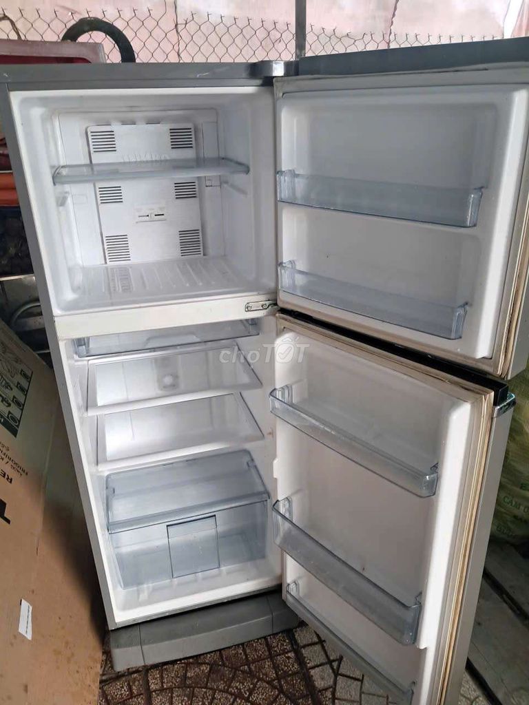 Tủ lạnh Panasonic 180L Xám. Mua bán Tủ lạnh tại Huyện Long Hồ Vĩnh Long được đăng bởi Phụng Nguyễn hình 1