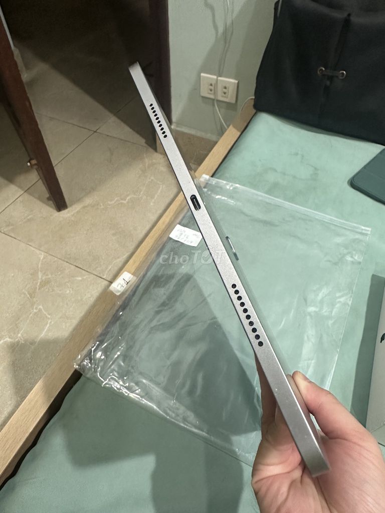 Apple iPad Pro 12.9 M2 Wifi 256GB Xám 99%. Mua bán Máy tính bảng tại Quận Long Biên Hà Nội được đăng bởi Nguyễn Văn Anh hình 1