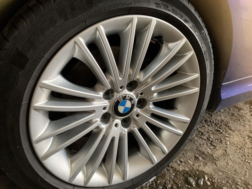 BMW 3 Series 20***00 km. Mua bán Ô tô tại Quận Hoàng Mai Hà Nội được đăng bởi Anh Tú hình 3