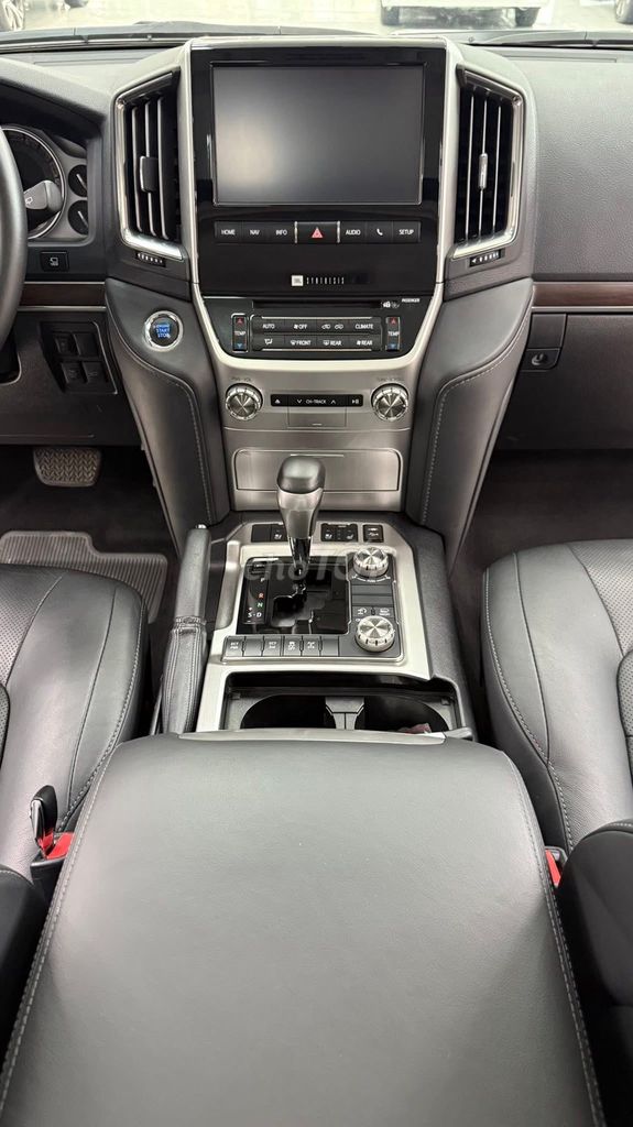 Toyota Land Cruiser 4.6V8, sản xuất 2020 cực đẹp.. Mua bán Ô tô tại Quận Bắc Từ Liêm Hà Nội được đăng bởi Mr Hợi  hình 7