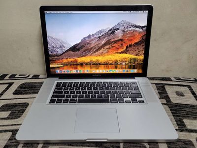 Macbook pro 2011 15 inch I7 2.2g 4g 500g đẹp keng