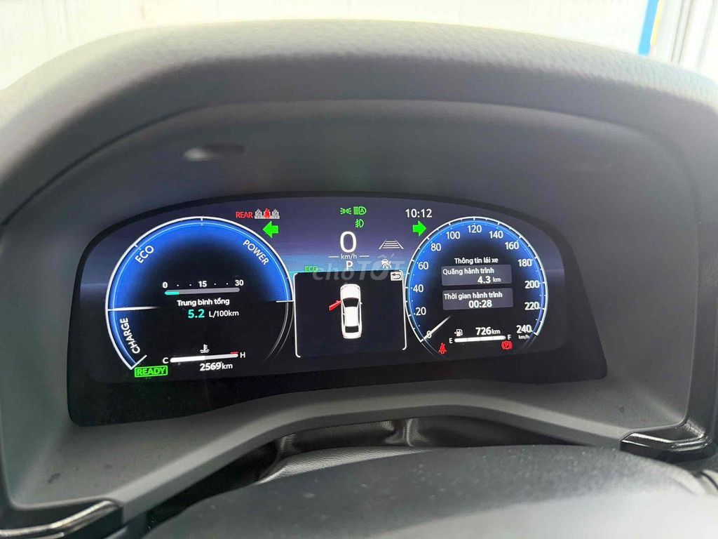 Toyota Camry 2025 2.5HV đi đúng 2000 km. Mua bán Ô tô tại Huyện Bắc Tân Uyên Bình Dương được đăng bởi pham dân hình 12