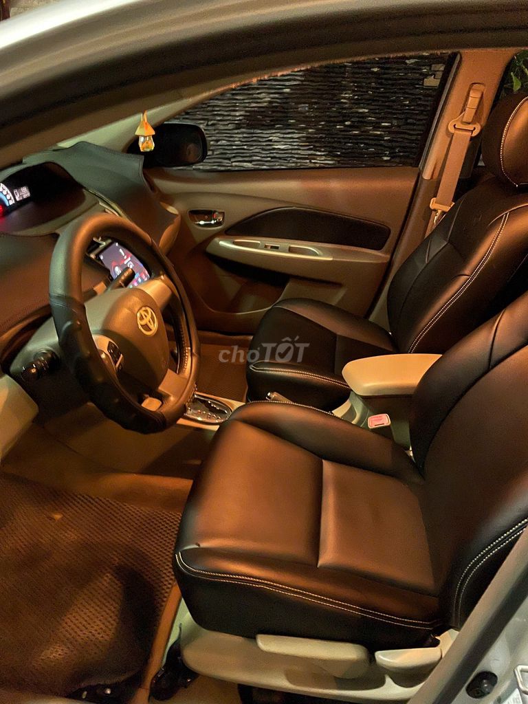 Toyota Vios G 2011 số tự động màu bạc. Mua bán Ô tô tại Quận Cẩm Lệ Đà Nẵng được đăng bởi Nguyễn Đức Trưởng hình 16