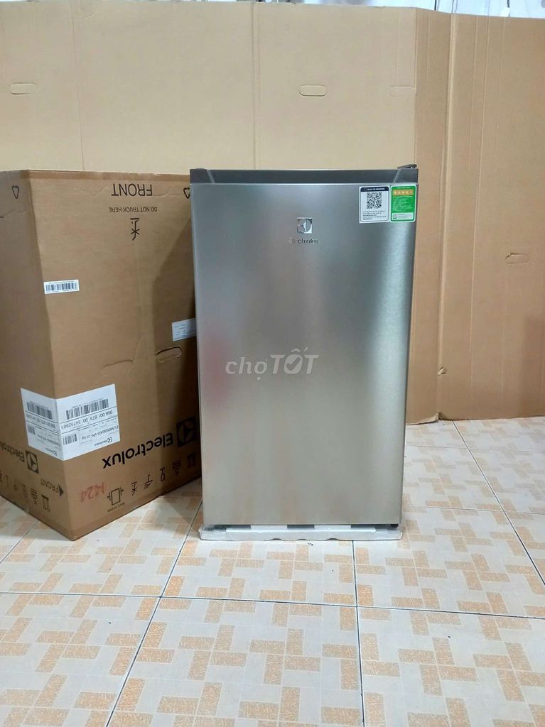 Tủ lạnh Elec W937A3 nhỏ gọn 1ngăn, mới keng