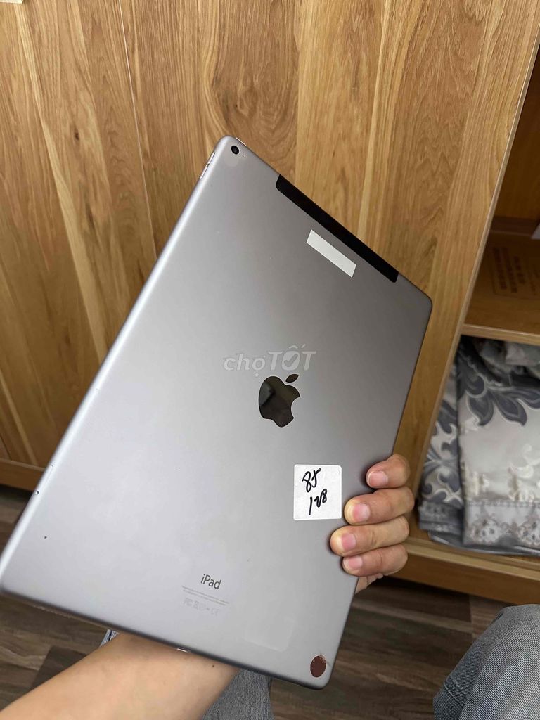 Apple iPad Pro 12.9 Gen 1 4G 128GB. Mua bán Máy tính bảng tại Thành phố Cam Ranh Khánh Hòa được đăng bởi thái hình 1