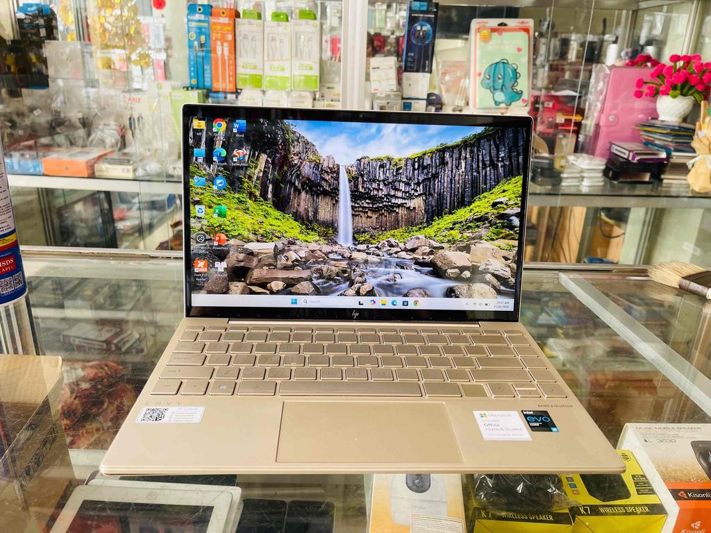 HP Envy 13 I5 1135G7/8GB/256GB/13.3 FHD, IPS, VÀNG. Mua bán Laptop tại Quận Tân Phú Tp Hồ Chí Minh được đăng bởi CÔNG TY TNHH TM DV ĐIỆN TỬ và VI TÍNH MAI PHƯƠNG hình 1