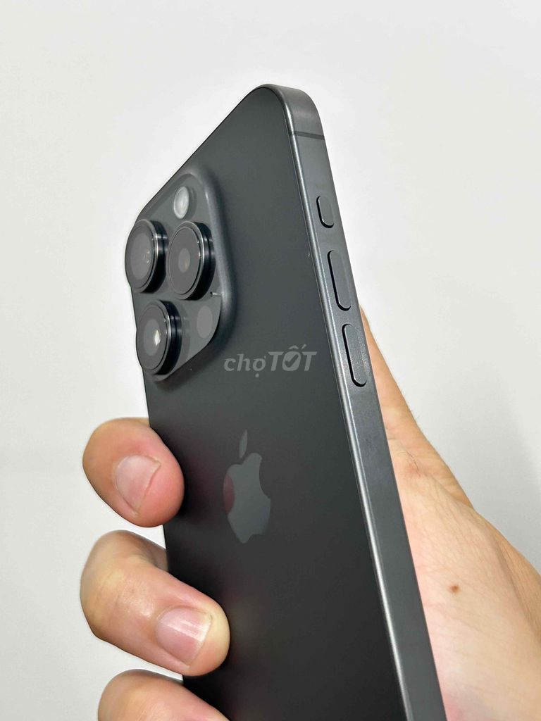 iPhone 15 Pro 256GB Đen đẹp 98%. Mua bán Điện thoại tại Quận Liên Chiểu Đà Nẵng được đăng bởi Huy hình 1