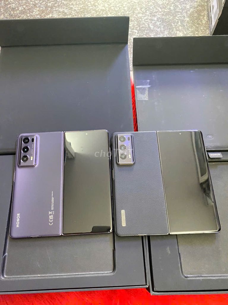 Honor Magic V2 | QUỐC TẾ  GỐC / SIÊU ĐẸP 99,9%. Mua bán Điện thoại tại Quận Tân Bình Tp Hồ Chí Minh được đăng bởi LUCKY PHONE VN hình 1
